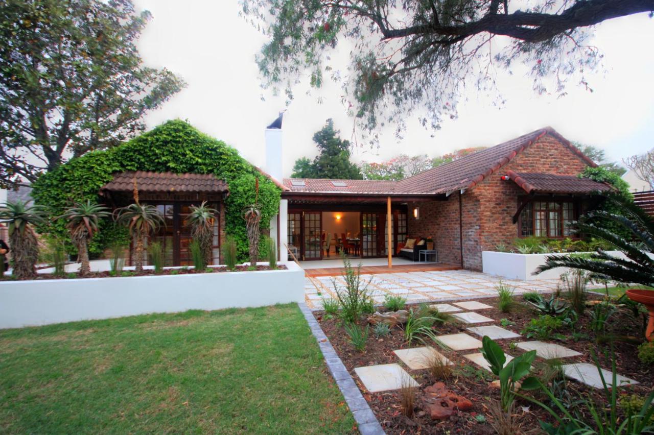 Gardenview Guest House พอร์ตเอลิซาเบธ ภายนอก รูปภาพ