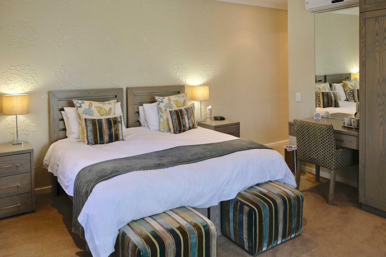 Gardenview Guest House พอร์ตเอลิซาเบธ ภายนอก รูปภาพ