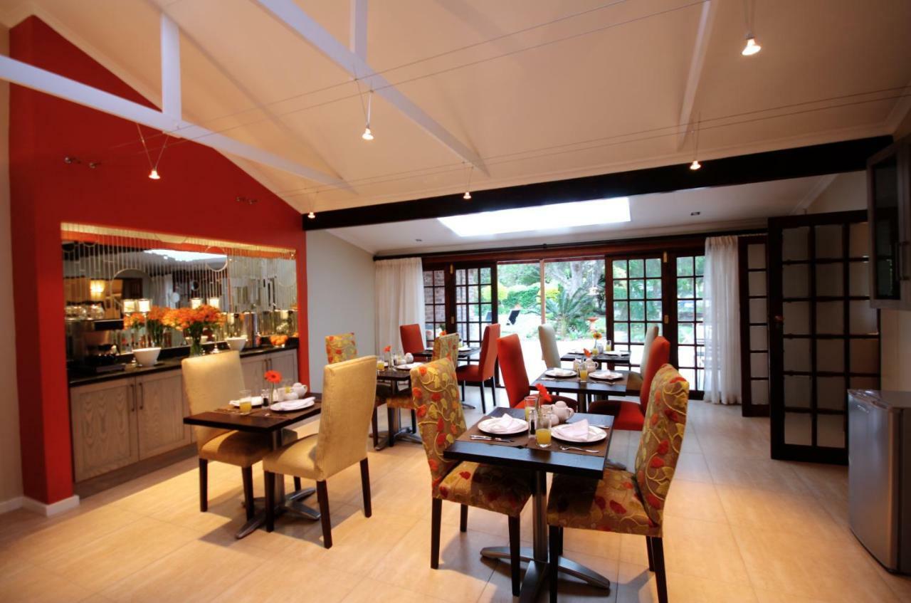 Gardenview Guest House พอร์ตเอลิซาเบธ ภายนอก รูปภาพ