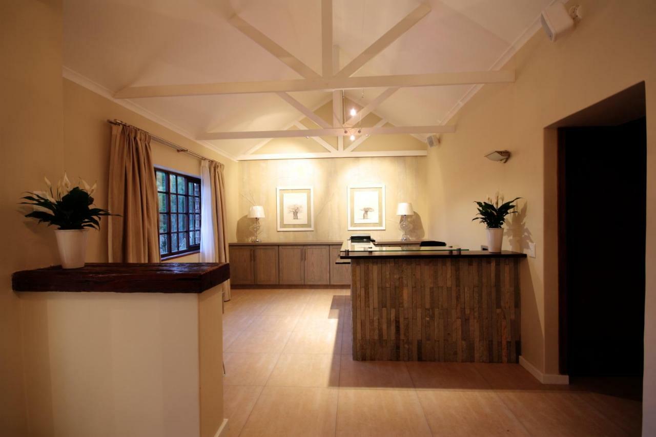Gardenview Guest House พอร์ตเอลิซาเบธ ภายนอก รูปภาพ
