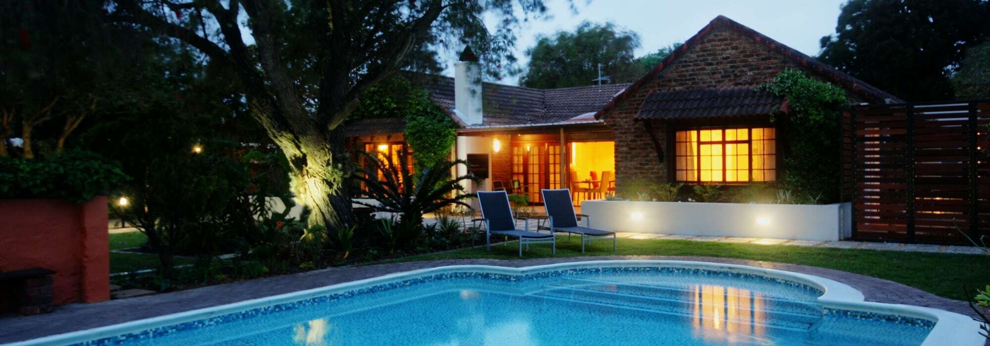 Gardenview Guest House พอร์ตเอลิซาเบธ ภายนอก รูปภาพ